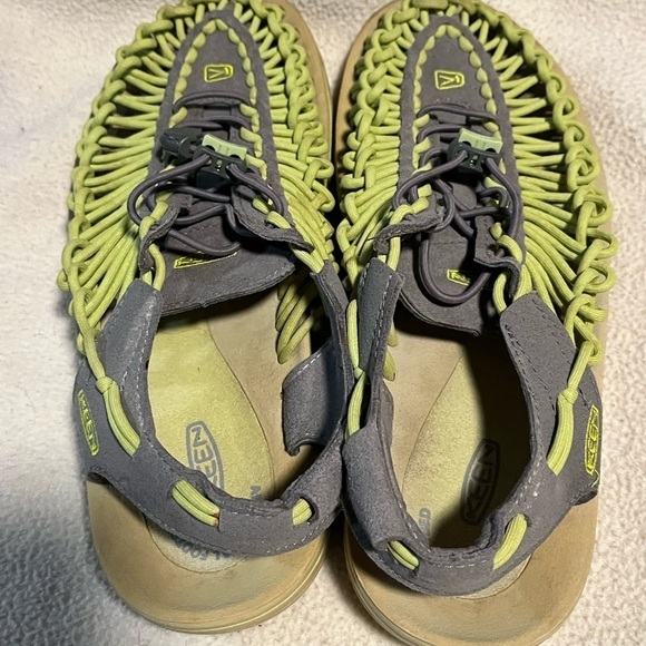 Keen Neon Green Loop Rope Design Sandals Sz 10 - Picture 5 of 13